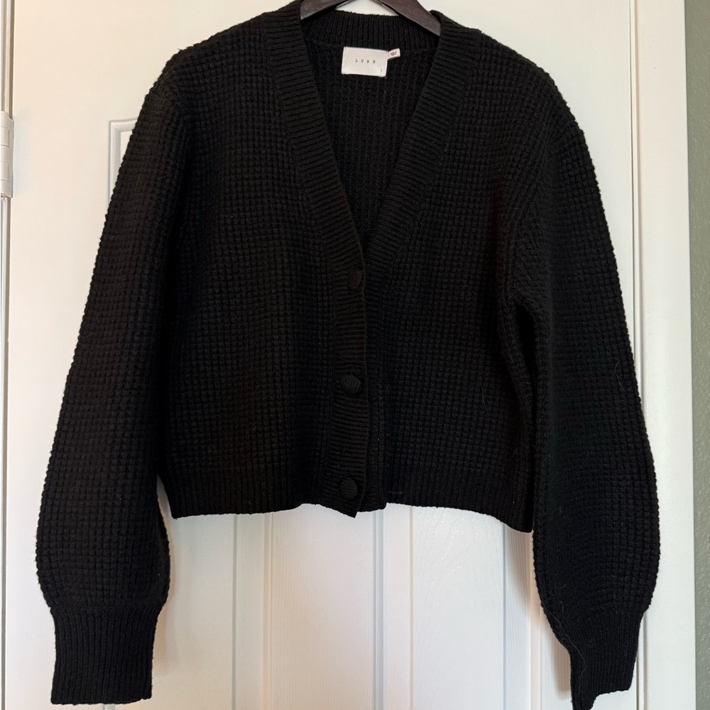 Lush Black Cropped Cardigan with three buttons